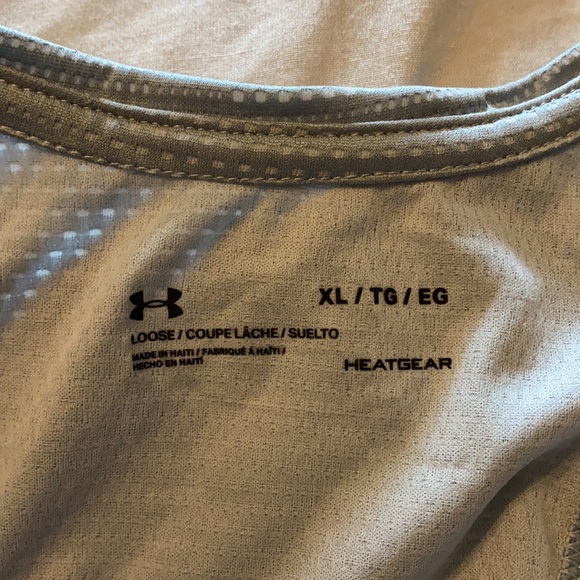 NWOT Under Armour Tank - Picture 2 of 5